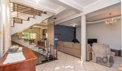 Casa sobrado no jardim Botânico com 5 dormitórios e 4 vagas