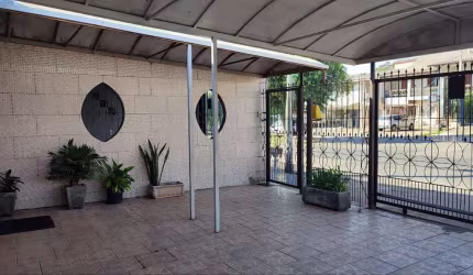 Casa 4 dormitórios à venda Rubem Berta Porto Alegre/RS