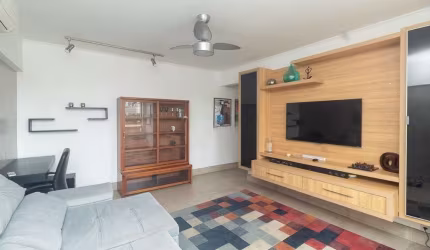 Apartamento 2 dormitórios 1 suíte no bairro São João em Porto Alegre.