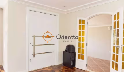 Casa para alugar com 350m², 5 quartos e 4 vagas no Parque SANTA FÉ