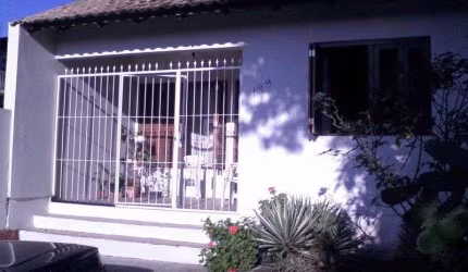 Casa para Venda - 120m², 2 dormitórios, 2 vagas - Jardim Floresta