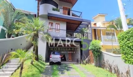 Casa em condomínio fechado com 3 quartos à venda na Avenida Antonio Afonso de Lima, Arujá 5, Arujá, 390 m2 por R$ 2.500.000