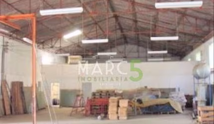 Barracão / Galpão / Depósito para alugar na Avenida Getúlio Vargas, Jardim Ângelo, Arujá, 2500 m2 por R$ 40.000