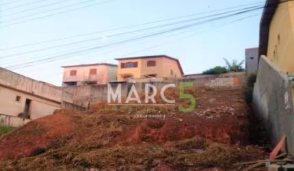 Terreno à venda na Rua Tsugye Imanisse, Arujá Center Ville, Arujá, 250 m2 por R$ 400.000