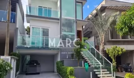 Casa em condomínio fechado com 3 quartos à venda na Rua Tomi Saburo Yamamoto, Residencial Real Park, Arujá, 289 m2 por R$ 2.650.000