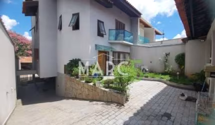 Casa com 5 quartos à venda na Avenida São Lucas, Jordanópolis, Arujá, 164 m2 por R$ 1.250.000