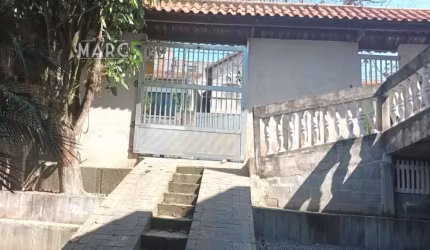 Casa com 3 quartos à venda na Rua São Vicente, Jordanópolis, Arujá, 320 m2 por R$ 750.000