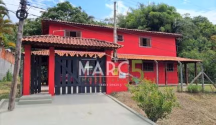 Chácara / sítio com 3 quartos para alugar na Rua Grafite, Chácaras Copaco, Arujá, 142 m2 por R$ 4.000