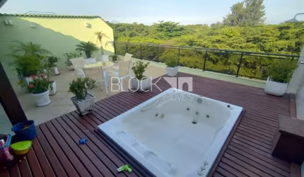 Recreio dos Bandeirantes | Cobertura 4 quartos, sendo 1 suite