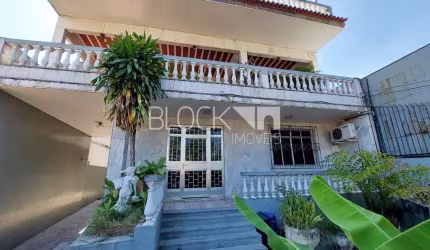 Casa com 3 quartos à venda na Estrada do Engenho Velho, --, Taquara, Rio de Janeiro, 538 m2 por R$ 850.000