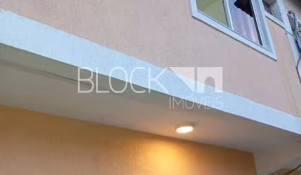 Casa em condomínio fechado com 2 quartos à venda na Travessa José Bulhões, --, Jacarepaguá, Rio de Janeiro, 85 m2 por R$ 370.000