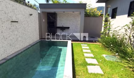 Casa em condomínio fechado com 3 quartos à venda na Rua Maria de Fátima Gouvêa, --, Vargem Pequena, Rio de Janeiro, 124 m2 por R$ 1.190.000