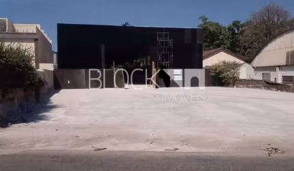 Barracão / Galpão / Depósito para alugar na Estrada dos Bandeirantes, --, Vargem Pequena, Rio de Janeiro, 2260 m2 por R$ 35.100