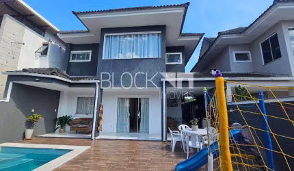 Casa em condomínio fechado com 4 quartos à venda na Rua Thays Pessoto, --, Vargem Pequena, Rio de Janeiro, 243 m2 por R$ 1.190.000