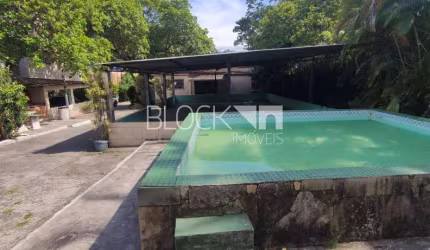 Chácara / sítio com 3 quartos à venda na Estrada do Outeiro Santo, --, Taquara, Rio de Janeiro, 251 m2 por R$ 3.750.000