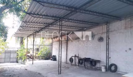 Barracão / Galpão / Depósito para alugar na Avenida Pastor Martin Luther King Jr, --, Tomás Coelho, Rio de Janeiro, 700 m2 por R$ 11.000