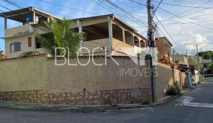 Casa com 3 quartos para alugar na Rua Julião Oliveira, --, Santa Cruz, Rio de Janeiro, 300 m2 por R$ 2.599