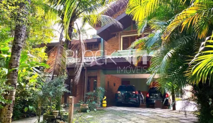 Casa em condomínio fechado com 4 quartos para alugar na Rua Luciano Gallet, --, Vargem Grande, Rio de Janeiro, 739 m2 por R$ 12.000