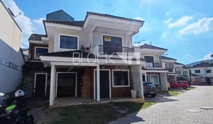 Casa em condomínio fechado com 3 quartos à venda na Rua Lícia de Alvarenga, --, Freguesia (Jacarepaguá), Rio de Janeiro, 146 m2 por R$ 920.000