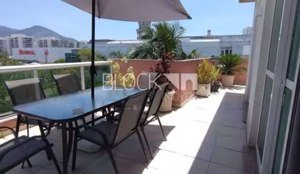 Recreio dos Bandeirantes | Cobertura 2 quartos, sendo 2 suites
