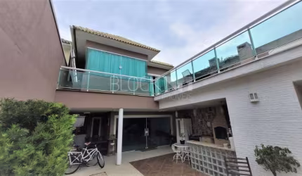 Casa em condomínio fechado com 5 quartos à venda na Rua Armando Santos, --, Recreio dos Bandeirantes, Rio de Janeiro, 273 m2 por R$ 2.300.000