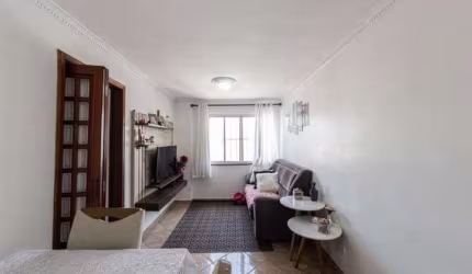 Apartamento com 2 quartos - AP 221266A