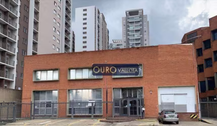 Galpão com 2.500m² , Pé direito 6,50M