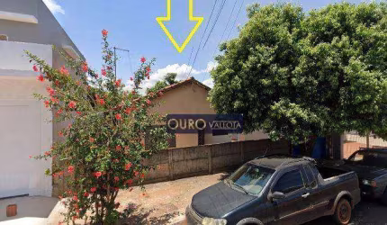 Casa com 300m² em Bariri