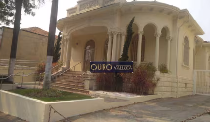 Terreno com 1.200m²