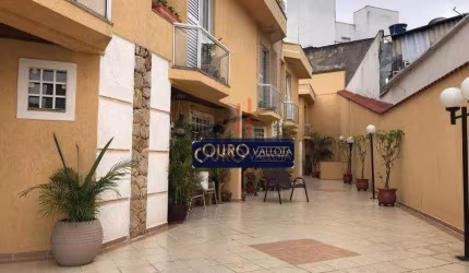 Casa em condomínio fechado