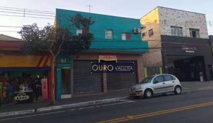 Galpão com 380m²