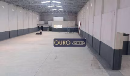 Galpão com 3.400m²