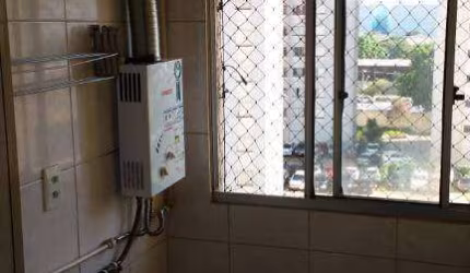 Apartamento 45m² 2 dormitórios e 1 vaga de garagem.