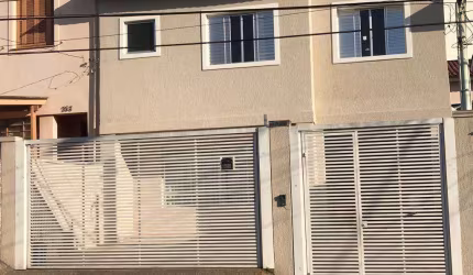 Maravilhosa casa,3 Dormitórios, 1 suite, 2 salas, 2wcs, 2 Vagas.