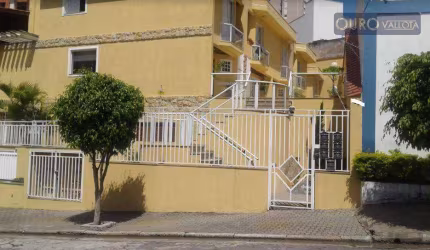 Sobrado com 2 dormitórios à venda, 188 m² por R$ 820.000 - Vila Bertioga - São Paulo/SP