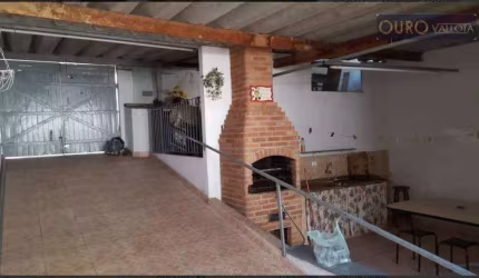 Vendo sobrado na Vl Zelina- 150m² - 2 dorm - 2 vagas - churrasaqueira