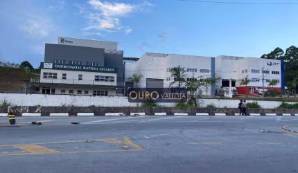 Galpão com 1.185m²