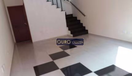 Sobrado | 115m² com 3 dormitórios, 1 vaga de garagem em boa localização para alugar na Vila Formosa