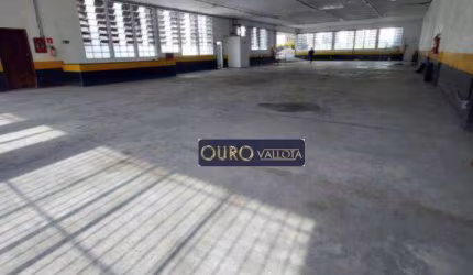 Galpão disponível locação na Santa Ifigênia com 1.714m² e a 450 metros da Estação de Metrô da Luz.