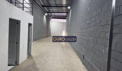 Galpão com 200m²