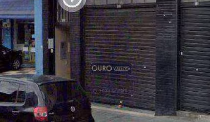 Galpão com 147m²