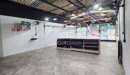 Galpão com 250m²