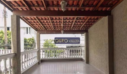 Sobrado na Mooca com 250m², 3 dormitórios, 1 vaga, churrasqueira e em localização privilegiada a 500m do Metrô Bresser Mooca