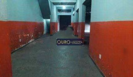 Galpão de Esquina com 245m²