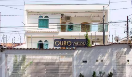 CASA no jd avelono - 350m2 - 4 dom, 3 suites, 4 vagas,quintal com jardim