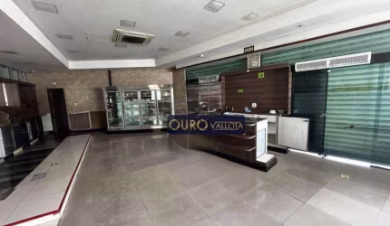 Salão Comercial com 400m²