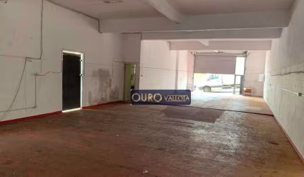 Galpão com 300m²