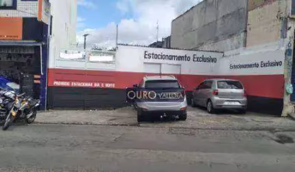 Terreno com escritório - 330m²