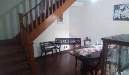 Vende Sobrado 196 m2 Mooca com  2 vagas - 700.000,00