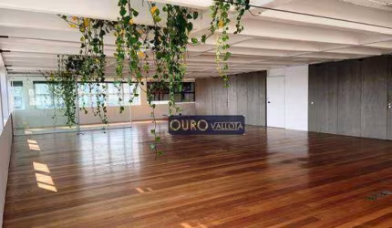 Conjunto Comercial com 201m²